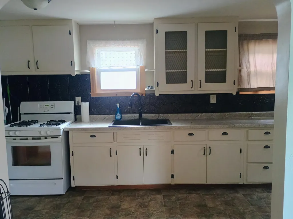 502 E Forest Street Unknown City MI 48829