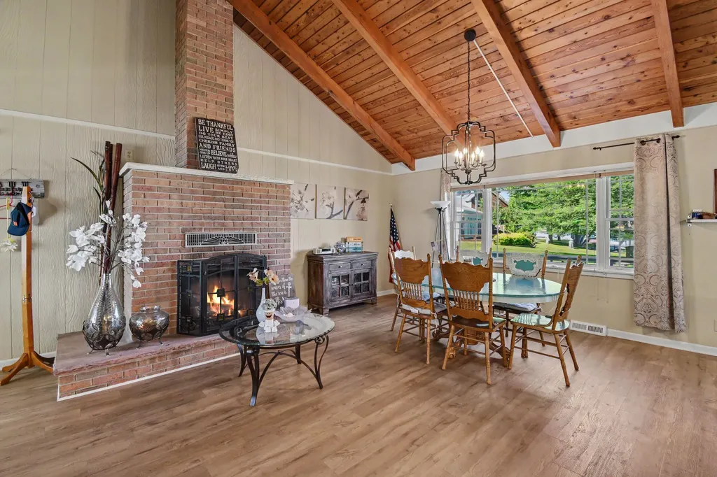 7848 Bay Meadow Morton Township MI 49346