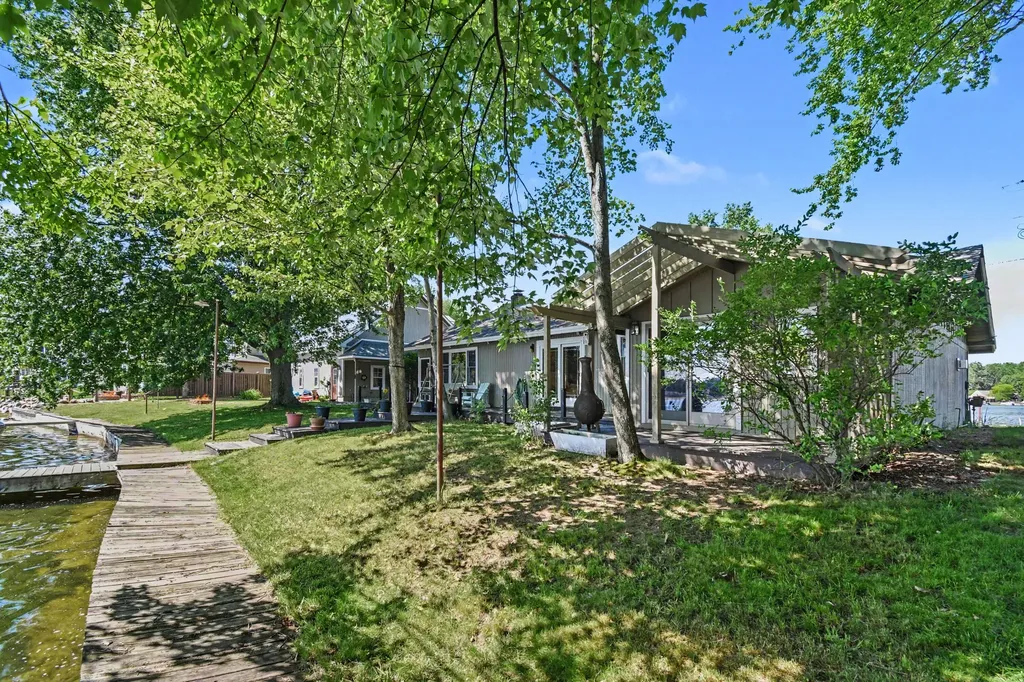 7848 Bay Meadow Morton Township MI 49346