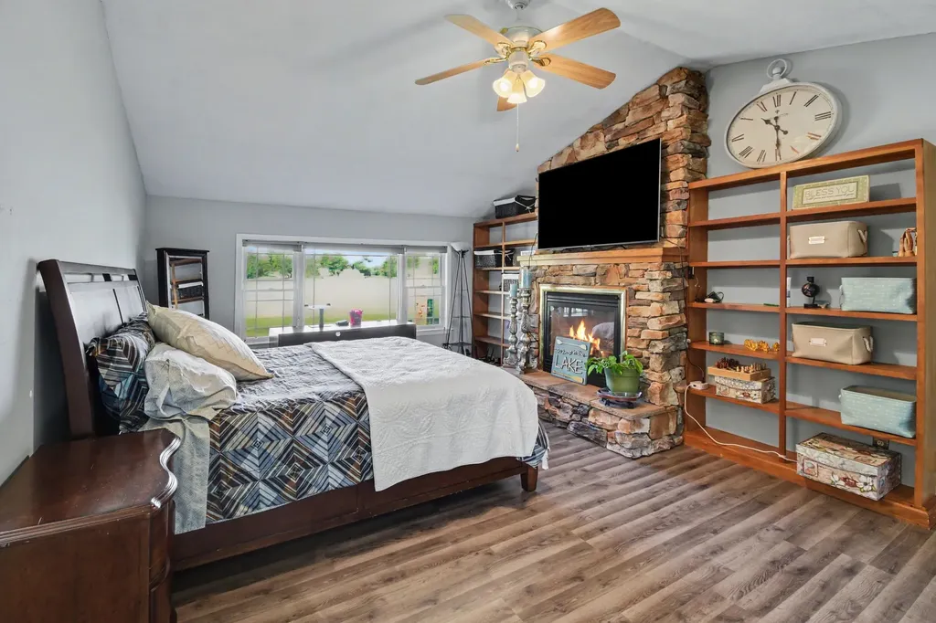 7848 Bay Meadow Morton Township MI 49346