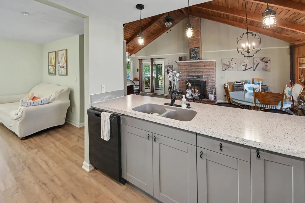 7848 Bay Meadow Morton Township MI 49346