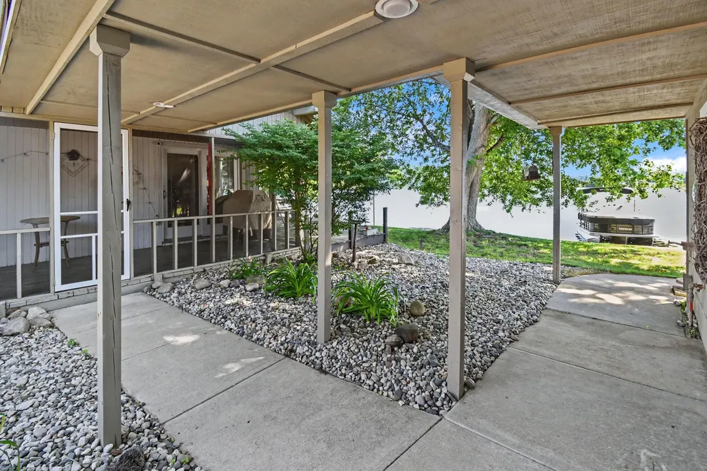 7848 Bay Meadow Morton Township MI 49346