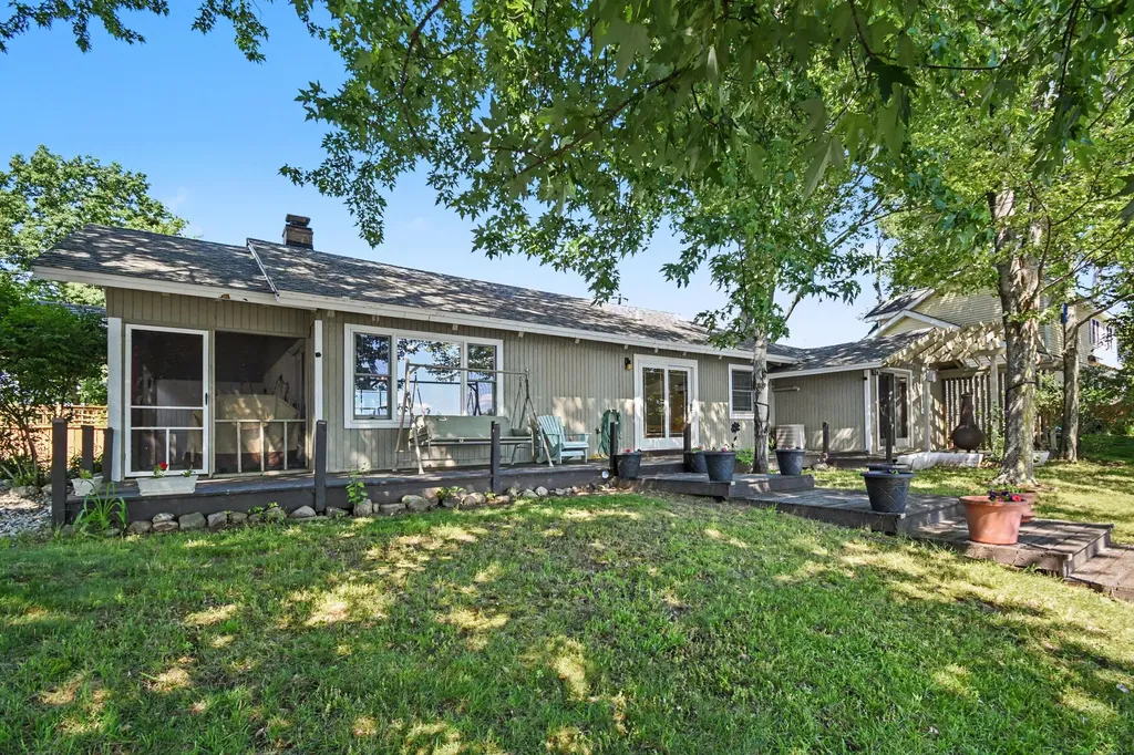7848 Bay Meadow Morton Township MI 49346