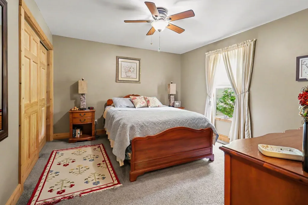 10035 Hawthorne Lane Morton Township MI 49346