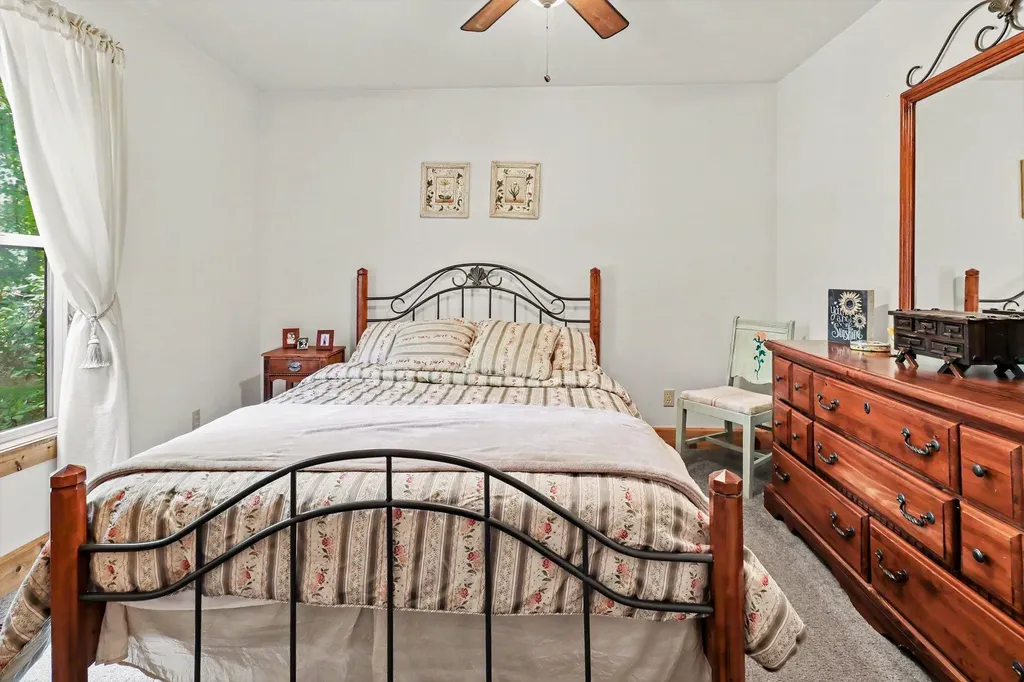 10035 Hawthorne Lane Morton Township MI 49346