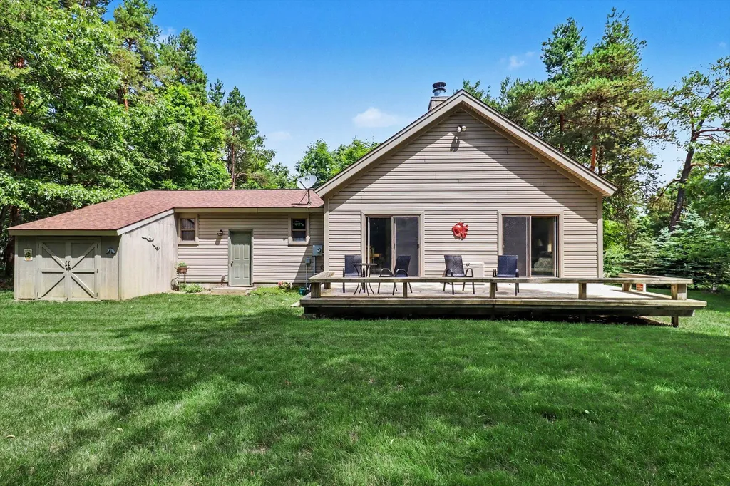 10035 Hawthorne Lane Morton Township MI 49346