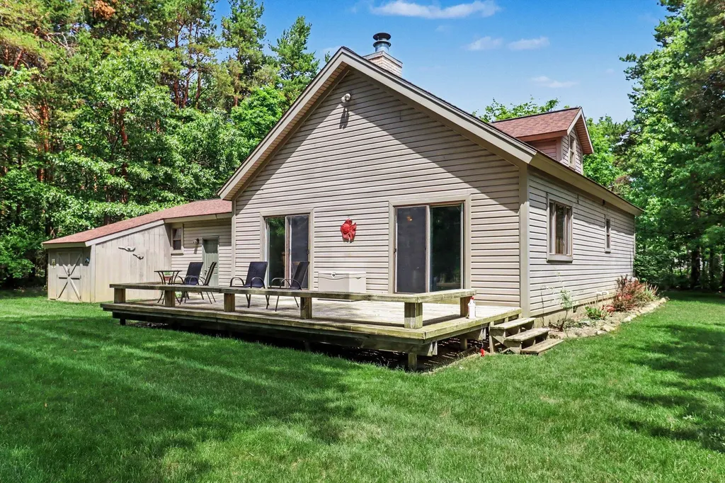 10035 Hawthorne Lane Morton Township MI 49346