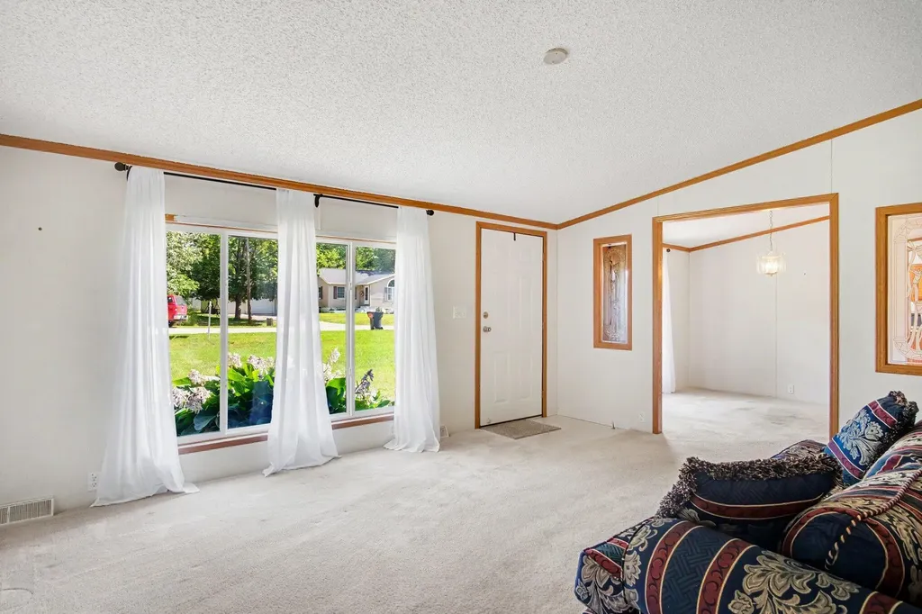 342 W Cherry Street NE Cedar Springs City MI 49319