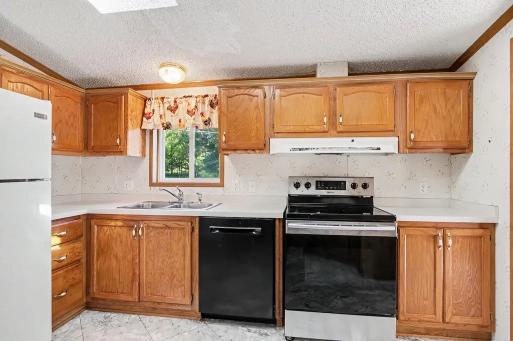 342 W Cherry Street NE Cedar Springs City MI 49319