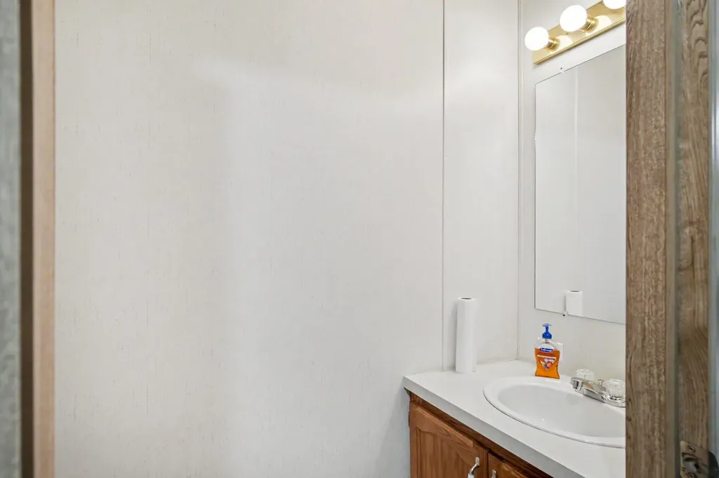 342 W Cherry Street NE Cedar Springs City MI 49319