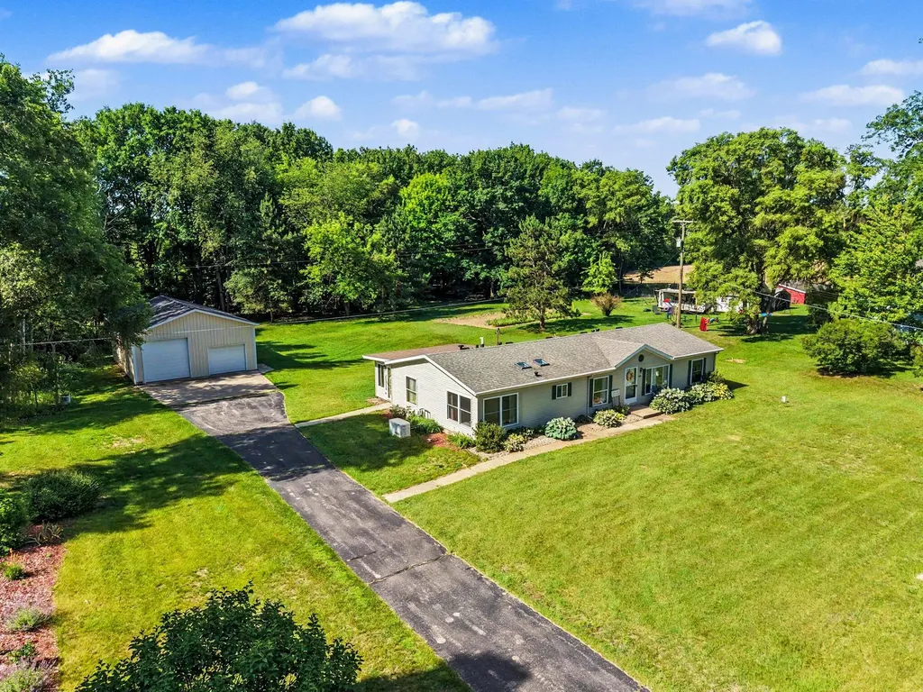 342 W Cherry Street NE Cedar Springs City MI 49319