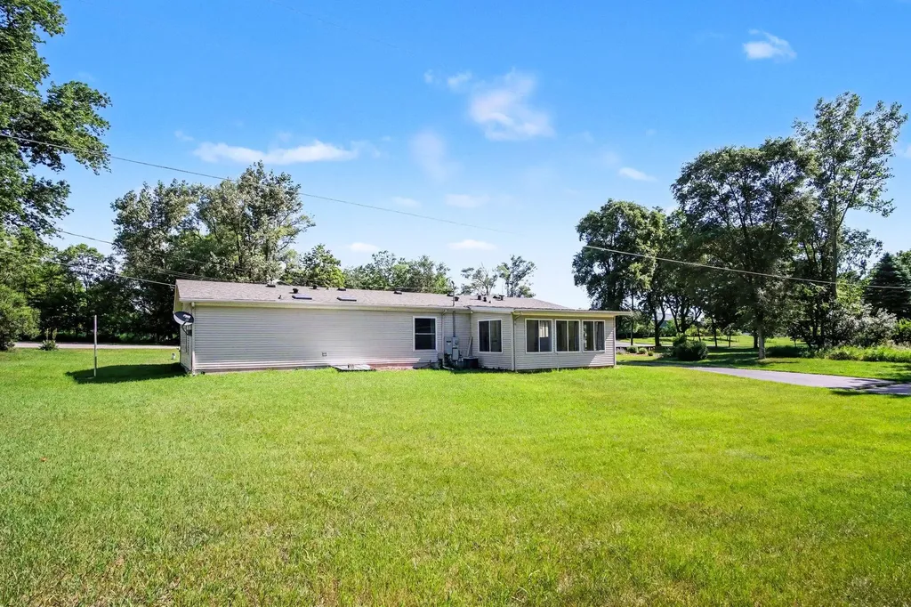 342 W Cherry Street NE Cedar Springs City MI 49319