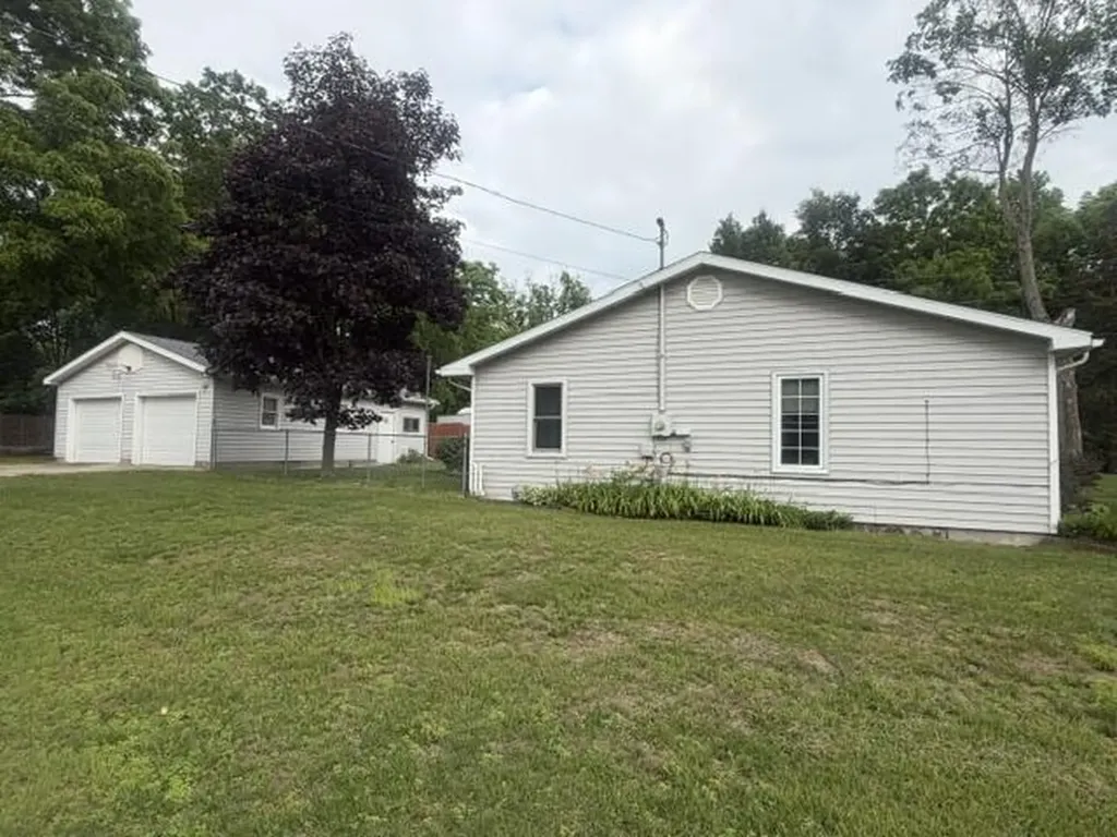 202 S Clay Street Newaygo City MI 49337