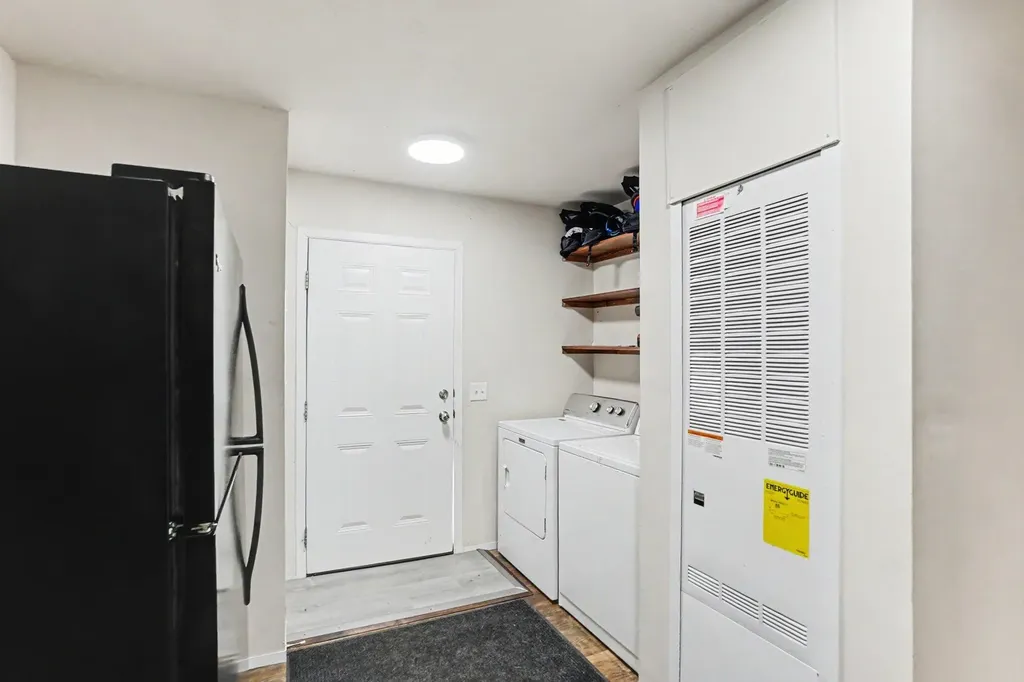 7672 E 48th Street Pinora Township MI 49623
