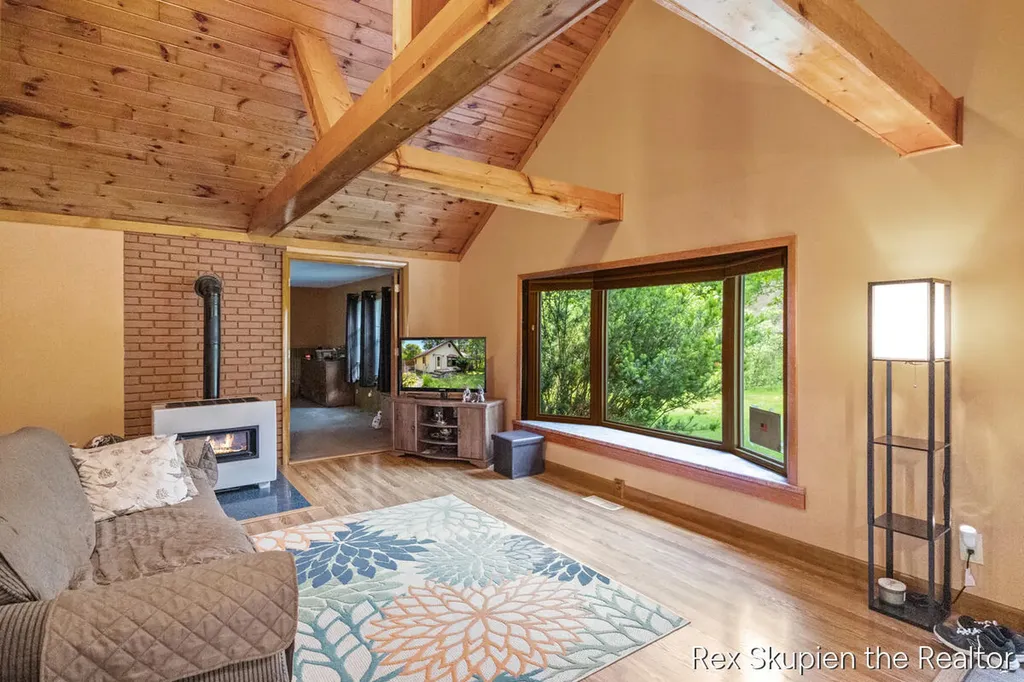 3497 W Baseline Road Lincoln Township MI 49349