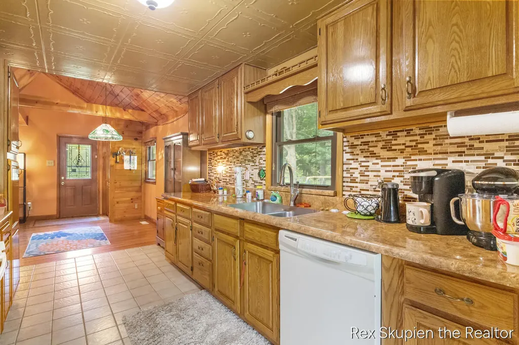 3497 W Baseline Road Lincoln Township MI 49349
