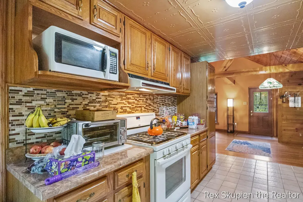 3497 W Baseline Road Lincoln Township MI 49349