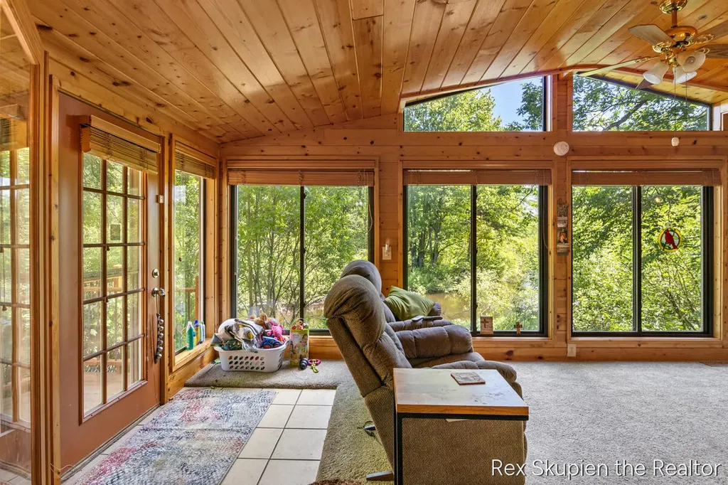 3497 W Baseline Road Lincoln Township MI 49349