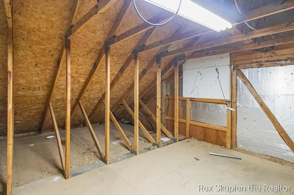 3497 W Baseline Road Lincoln Township MI 49349