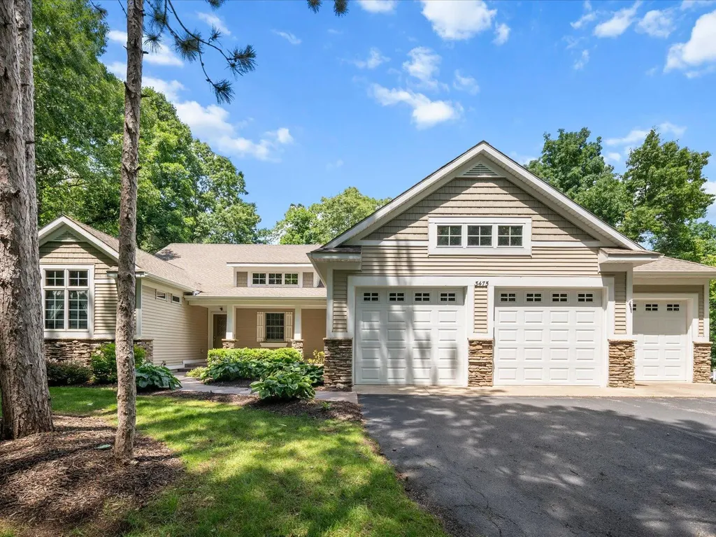 3475 Trail West Drive NE Grand Rapids Charter Township MI 49525