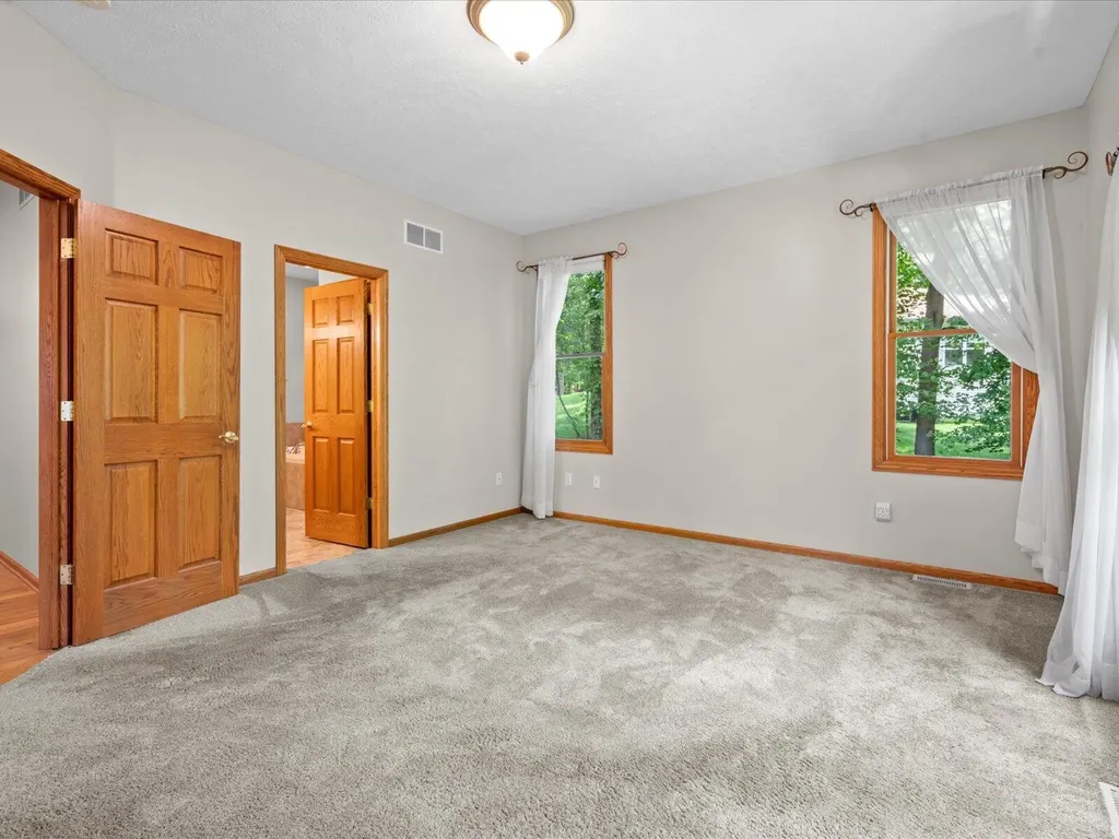 3475 Trail West Drive NE Grand Rapids Charter Township MI 49525