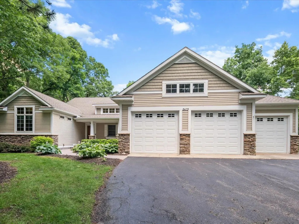 3475 Trail West Drive NE Grand Rapids Charter Township MI 49525