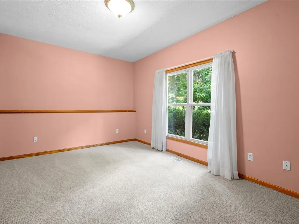 3475 Trail West Drive NE Grand Rapids Charter Township MI 49525