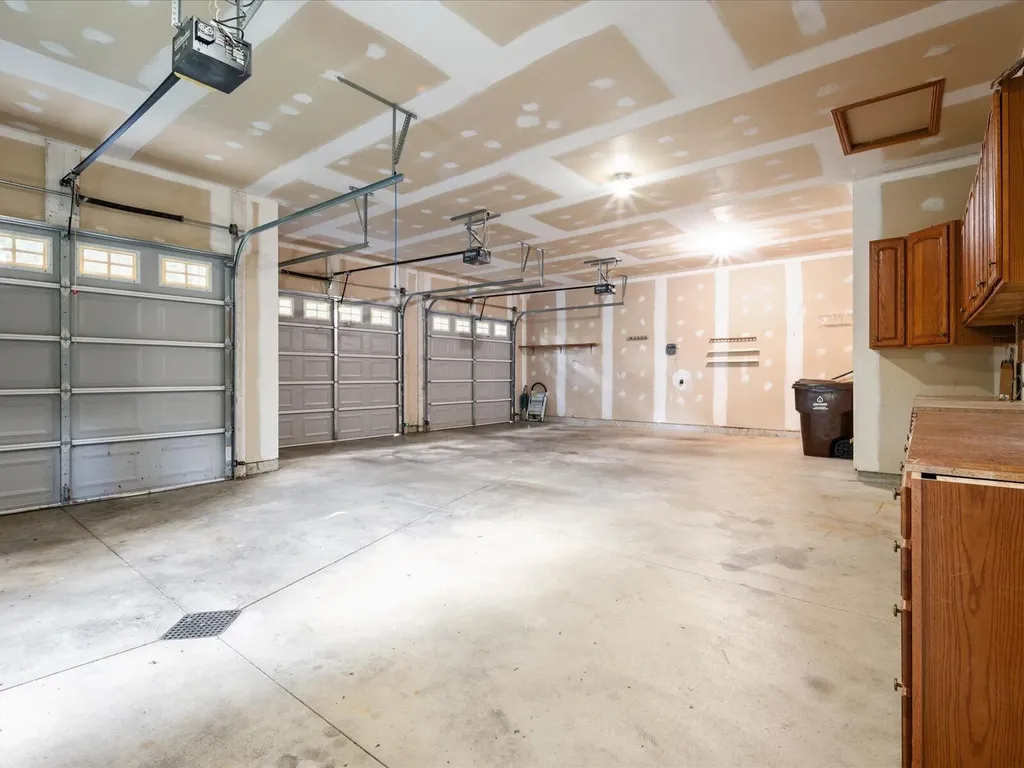 3475 Trail West Drive NE Grand Rapids Charter Township MI 49525