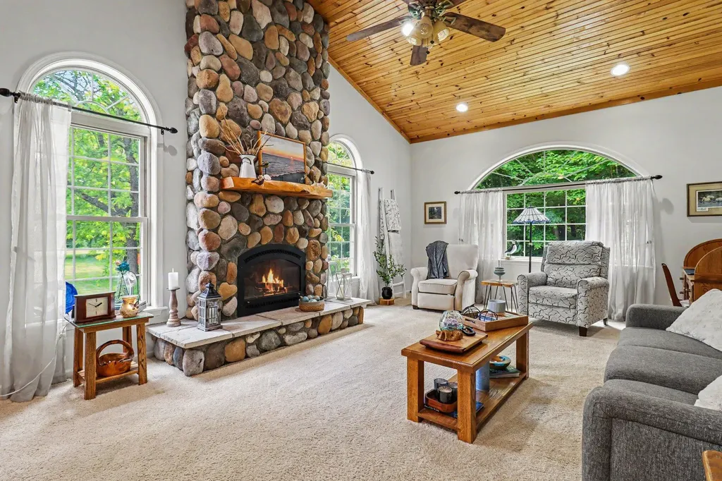 7245 River Road Osceola Township MI 49631