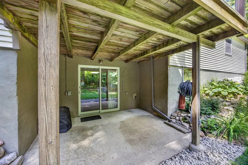 21643 11 Mile Road Mecosta Township MI 49307