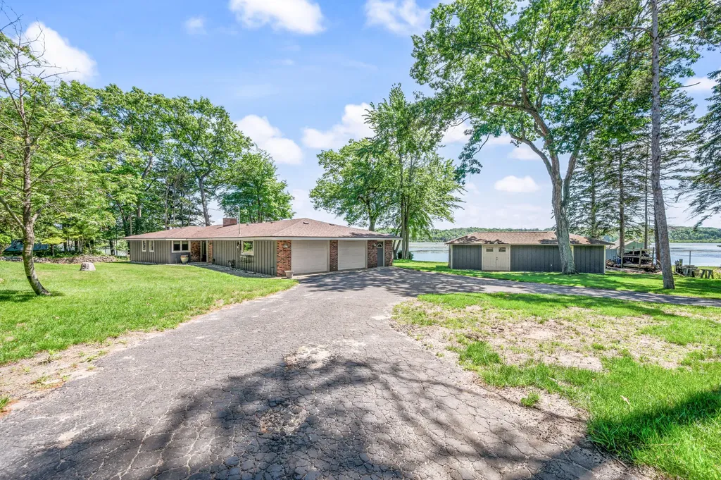 339 Mcnitt Road Manistee Township MI 49660