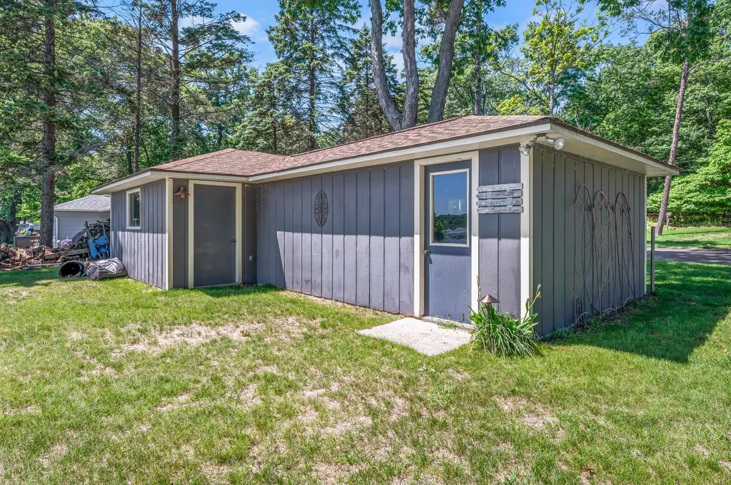 339 Mcnitt Road Manistee Township MI 49660
