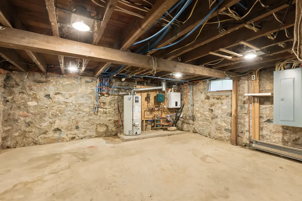 1321 Colburn Avenue Big Rapids Charter Township MI 49307