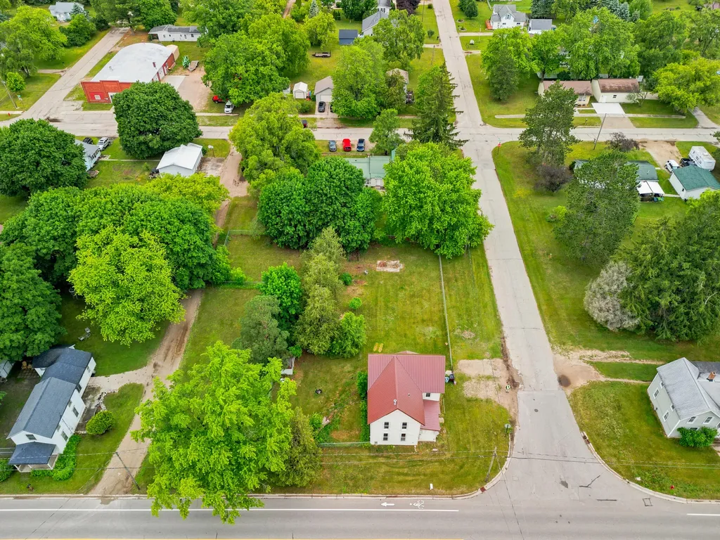 1321 Colburn Avenue Big Rapids Charter Township MI 49307