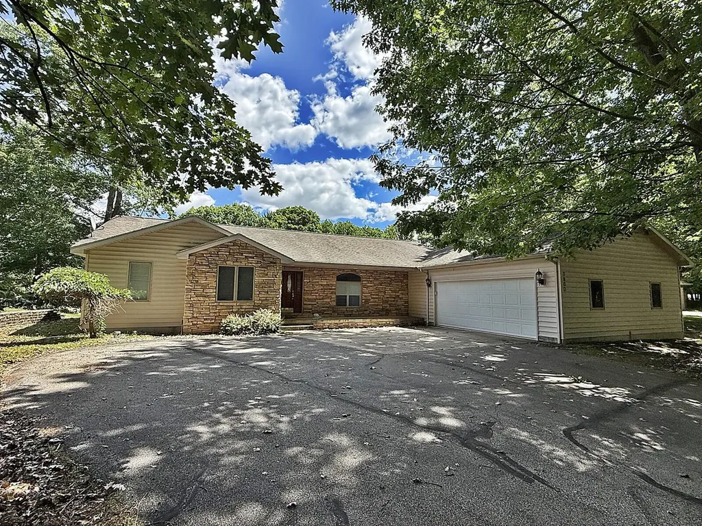 8980 Canyon Springs Court Morton Township MI 49346