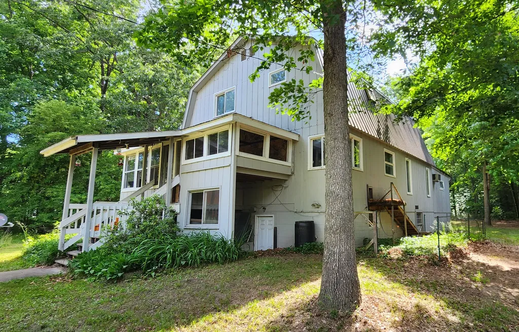 2100 Newcosta Avenue Aetna Township MI 49337
