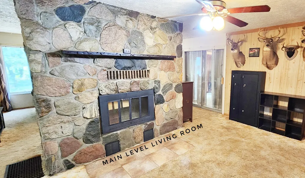 2100 Newcosta Avenue Aetna Township MI 49337