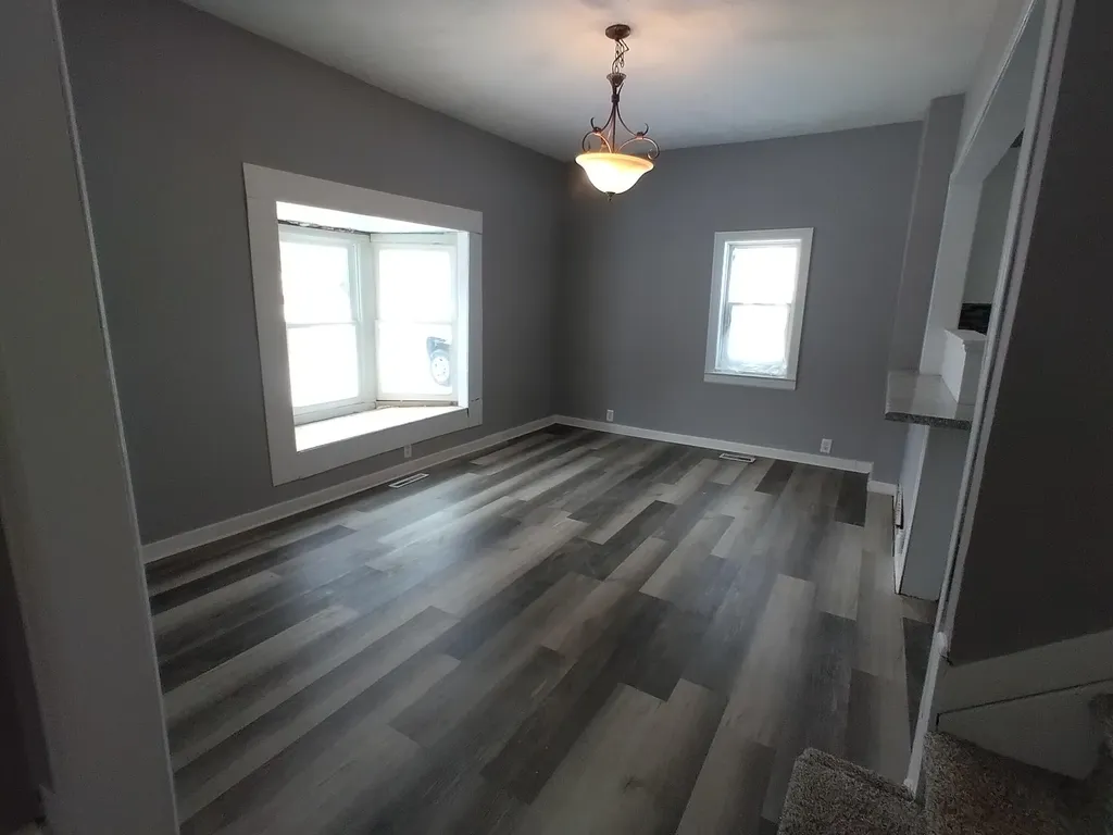 303 Rathburn Unknown City MI 49329
