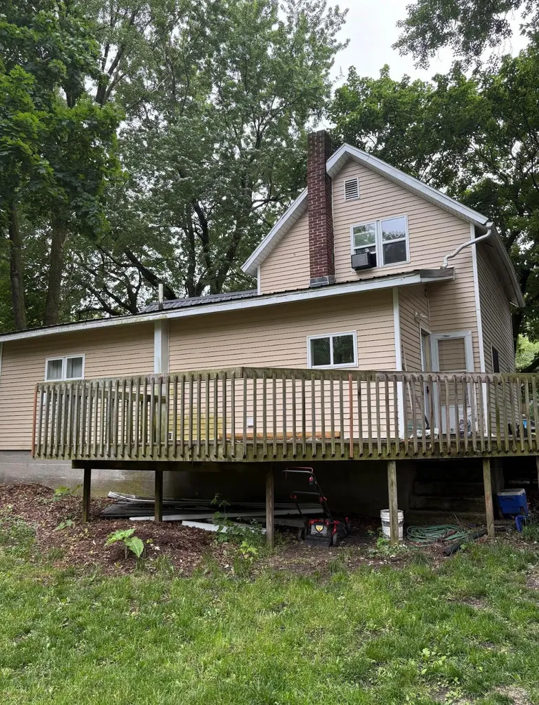 303 Rathburn Unknown City MI 49329