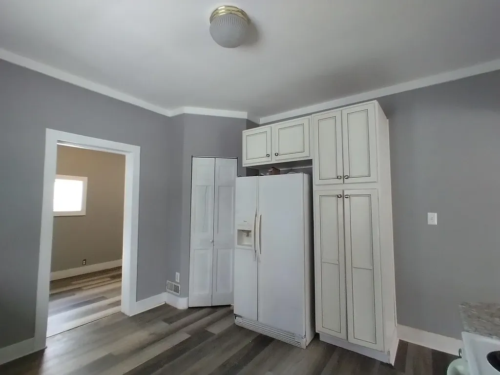 303 Rathburn Unknown City MI 49329