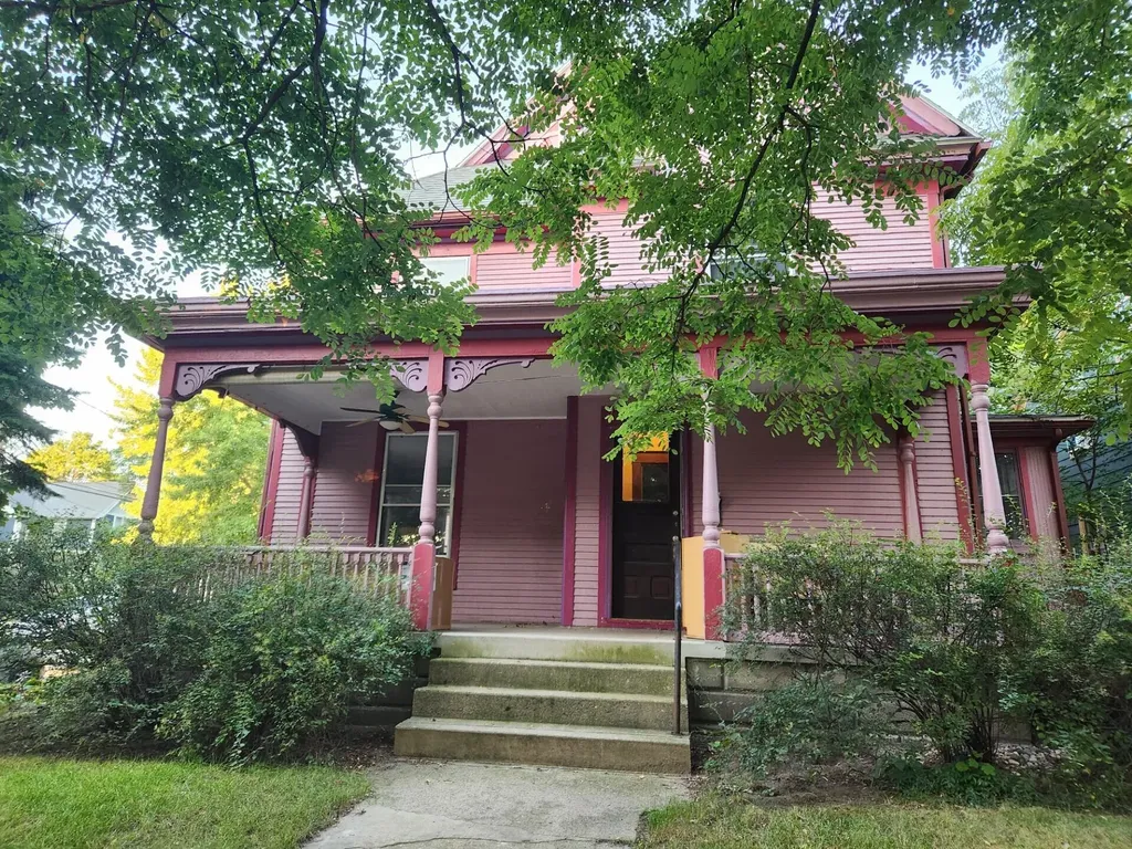 300 Eureka Avenue SE Grand Rapids City MI 49506