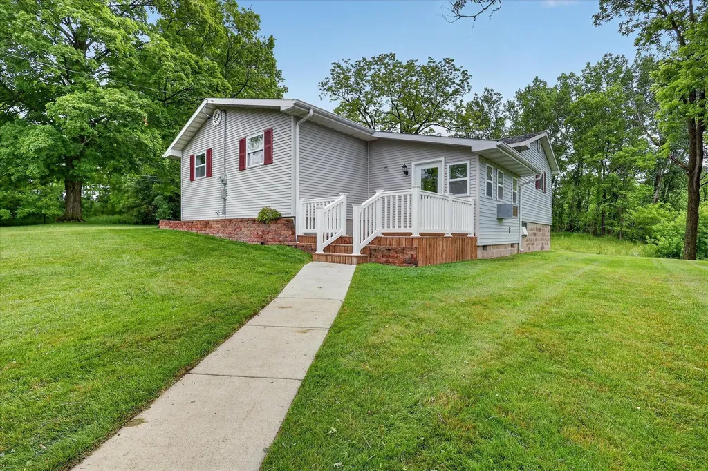 303 W Walnut Street Stanton City MI 48888