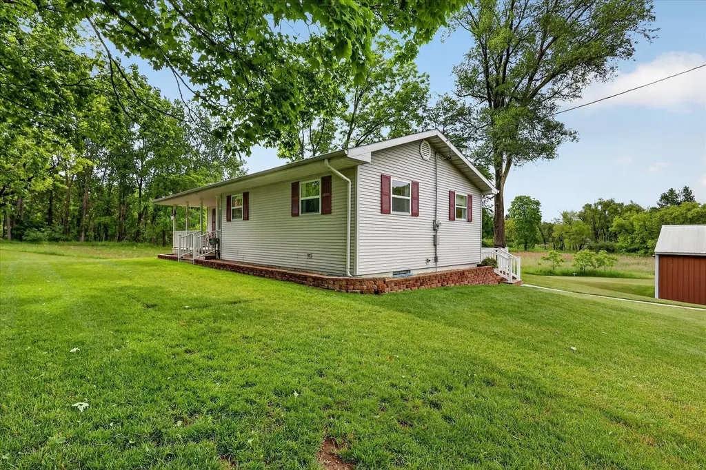 303 W Walnut Street Stanton City MI 48888