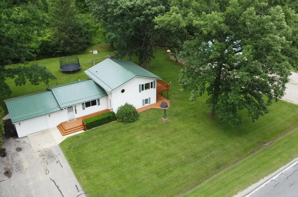 2790 W Wing Road Deerfield Township MI 48858