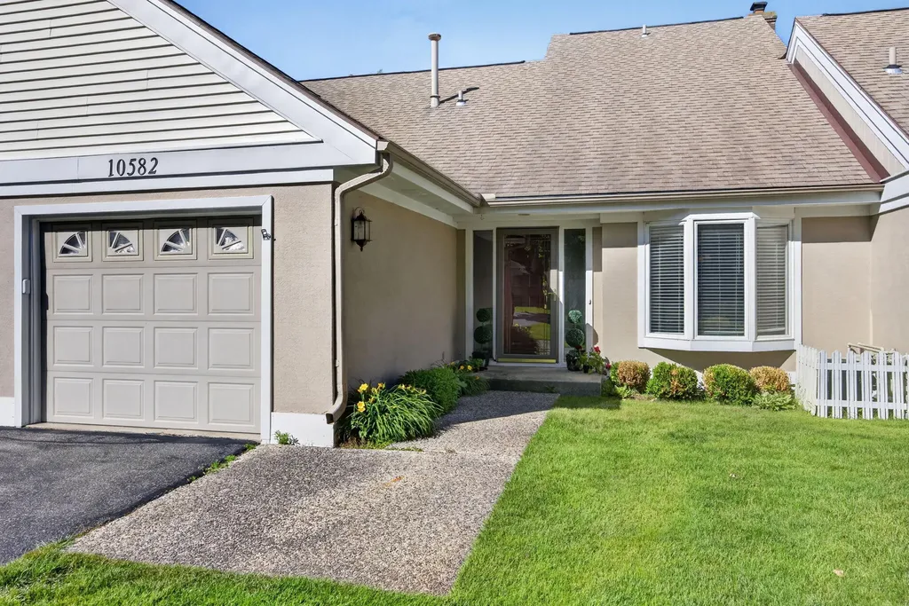10582 Trapper Lane Morton Township MI 49346