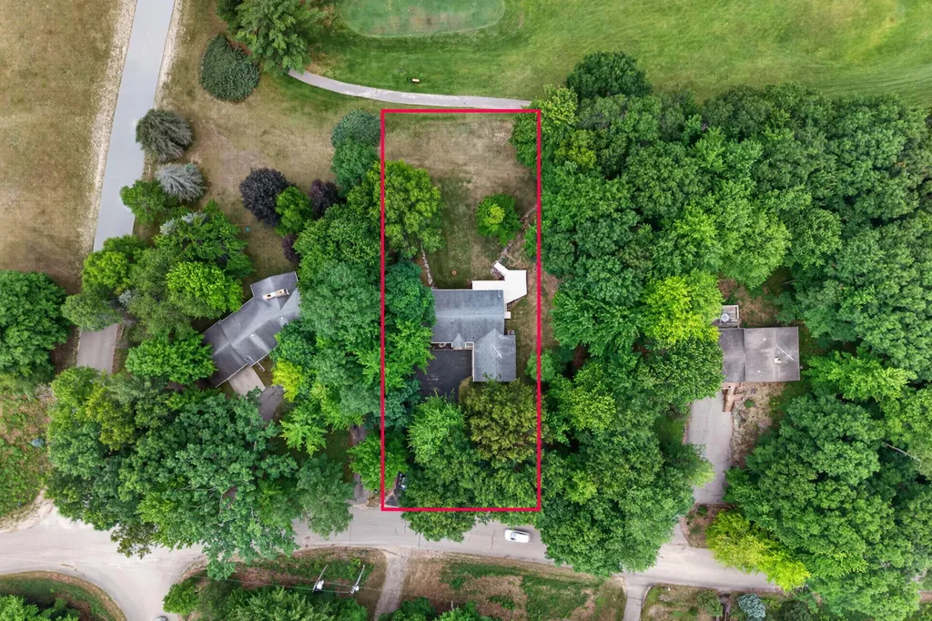 9265 Golf Port Drive Morton Township MI 49346