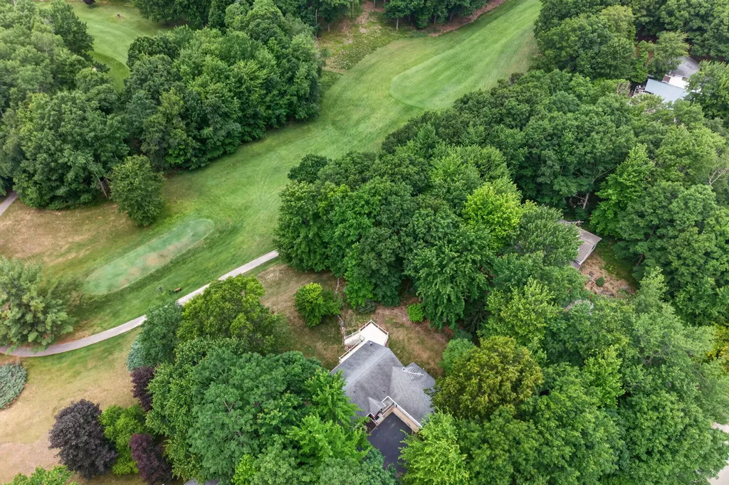 9265 Golf Port Drive Morton Township MI 49346