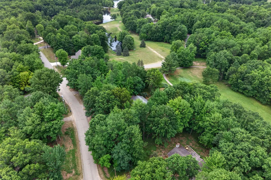 9265 Golf Port Drive Morton Township MI 49346