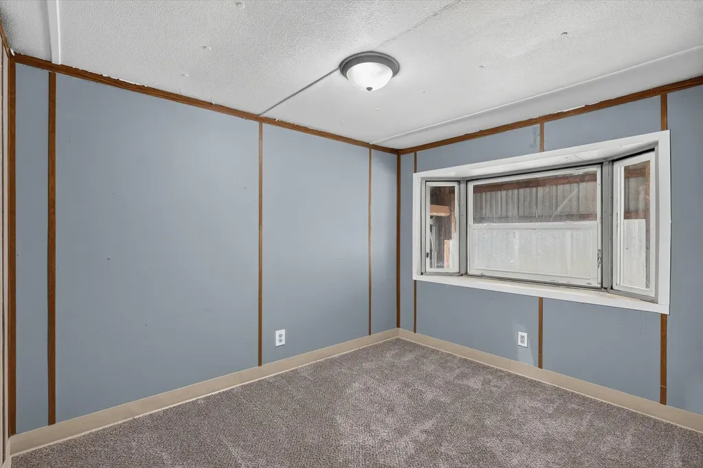 15819 Lincoln Street Unknown City MI 49322