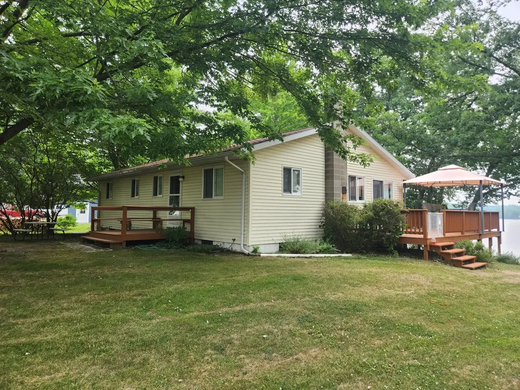 6066 N Island View Lane Elk Township MI 49644